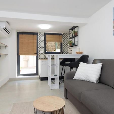 Studio Tina In Centar With Parking Сплит Екстериор снимка