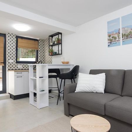 Studio Tina In Centar With Parking Сплит Екстериор снимка