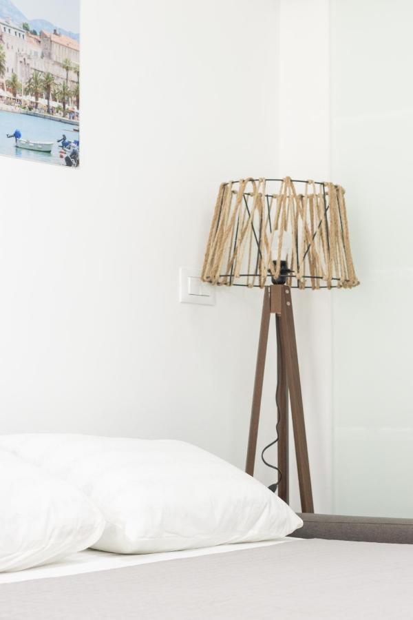 Studio Tina In Centar With Parking Сплит Екстериор снимка